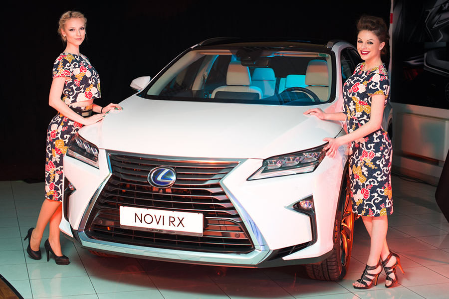 lexus01